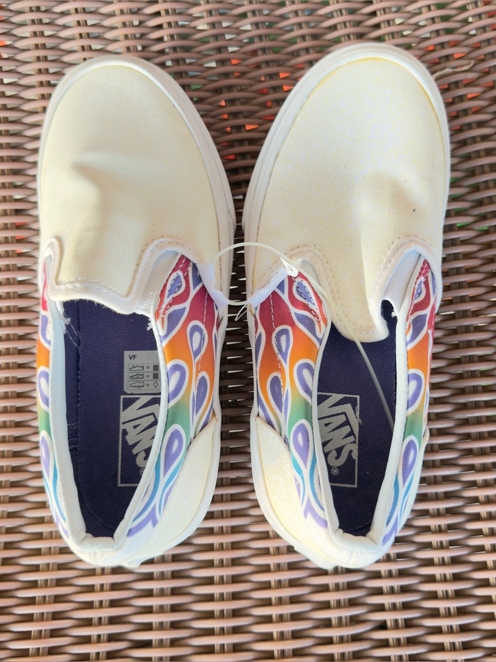 New Vans Kids Slip-On Sneakers in Cream with Rainbow Accent